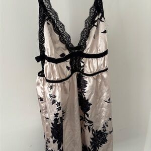 Elegant Black and Cream Lace Trim Nightgown lingerie